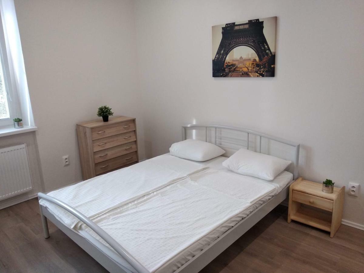 Kate & Jenny Apartments - Cosy Place In The City Center 브라티슬라바 외부 사진