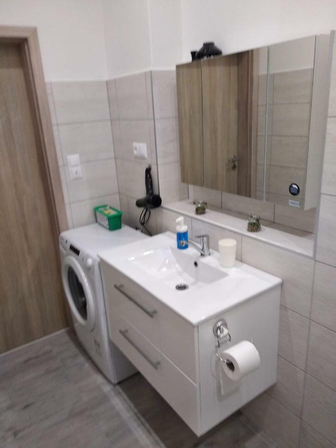 Kate & Jenny Apartments - Cosy Place In The City Center 브라티슬라바 외부 사진
